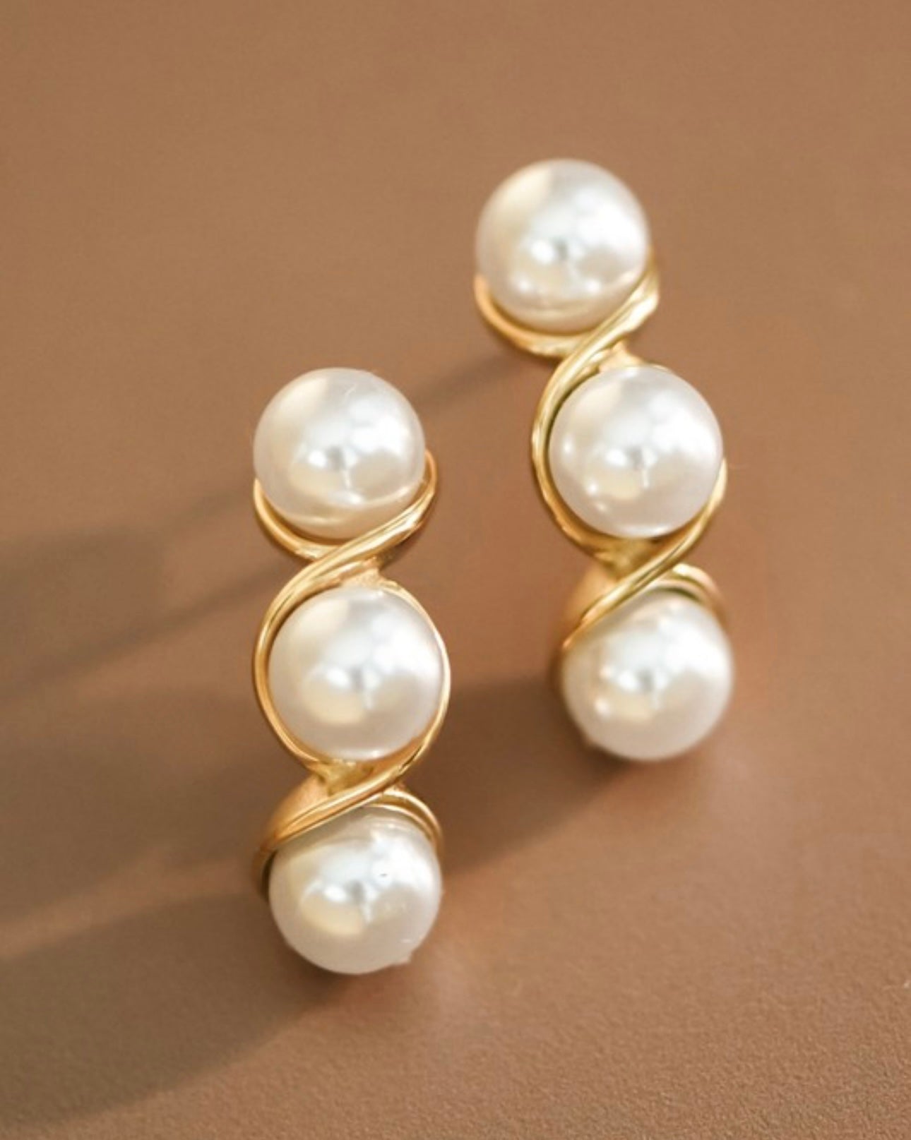 Pearl Studs