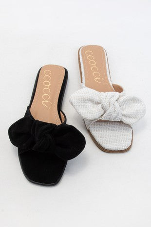 Round Knotted Bow Sandal - Black