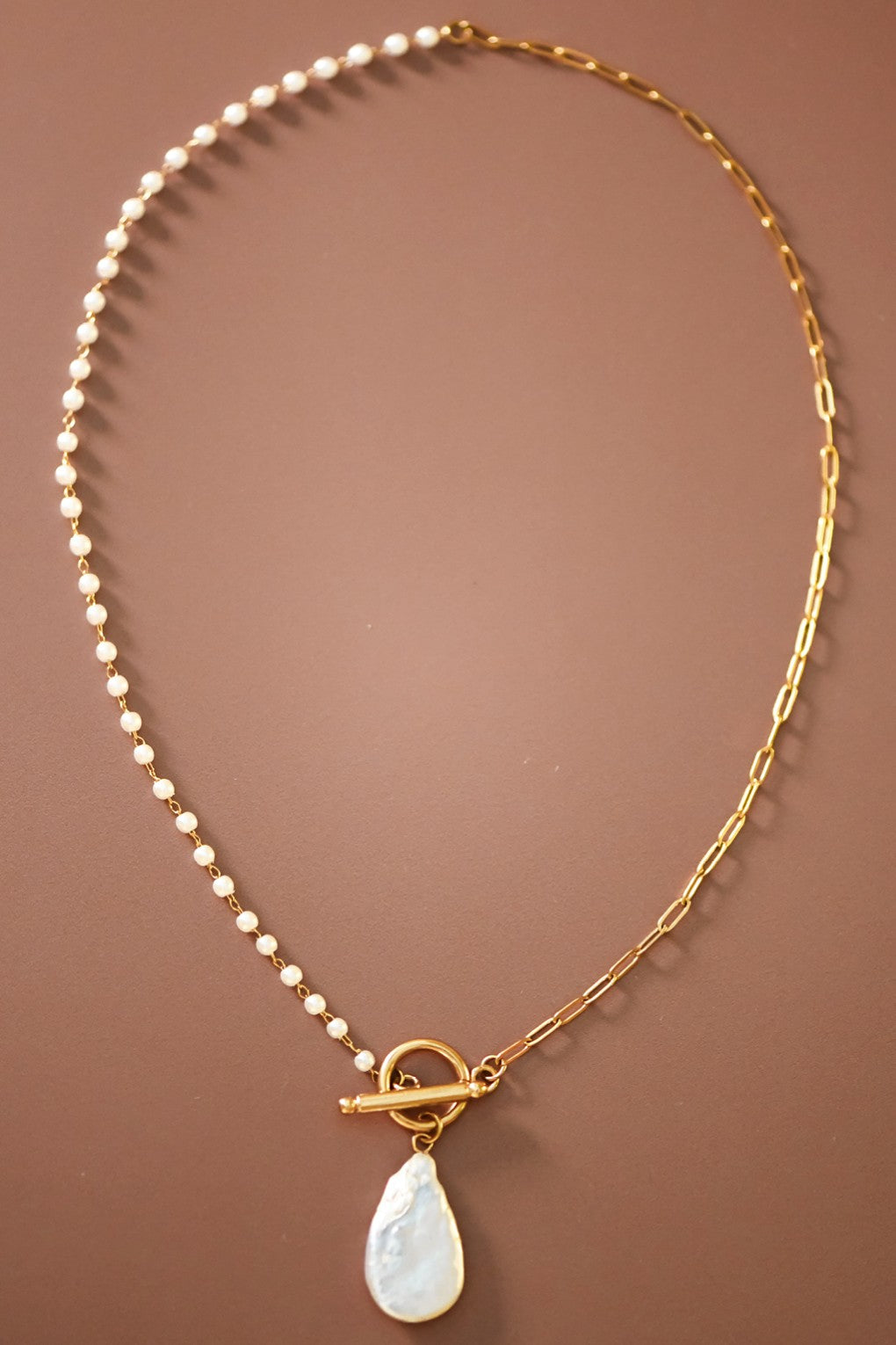 Front Clasp 1/2 pearl necklace
