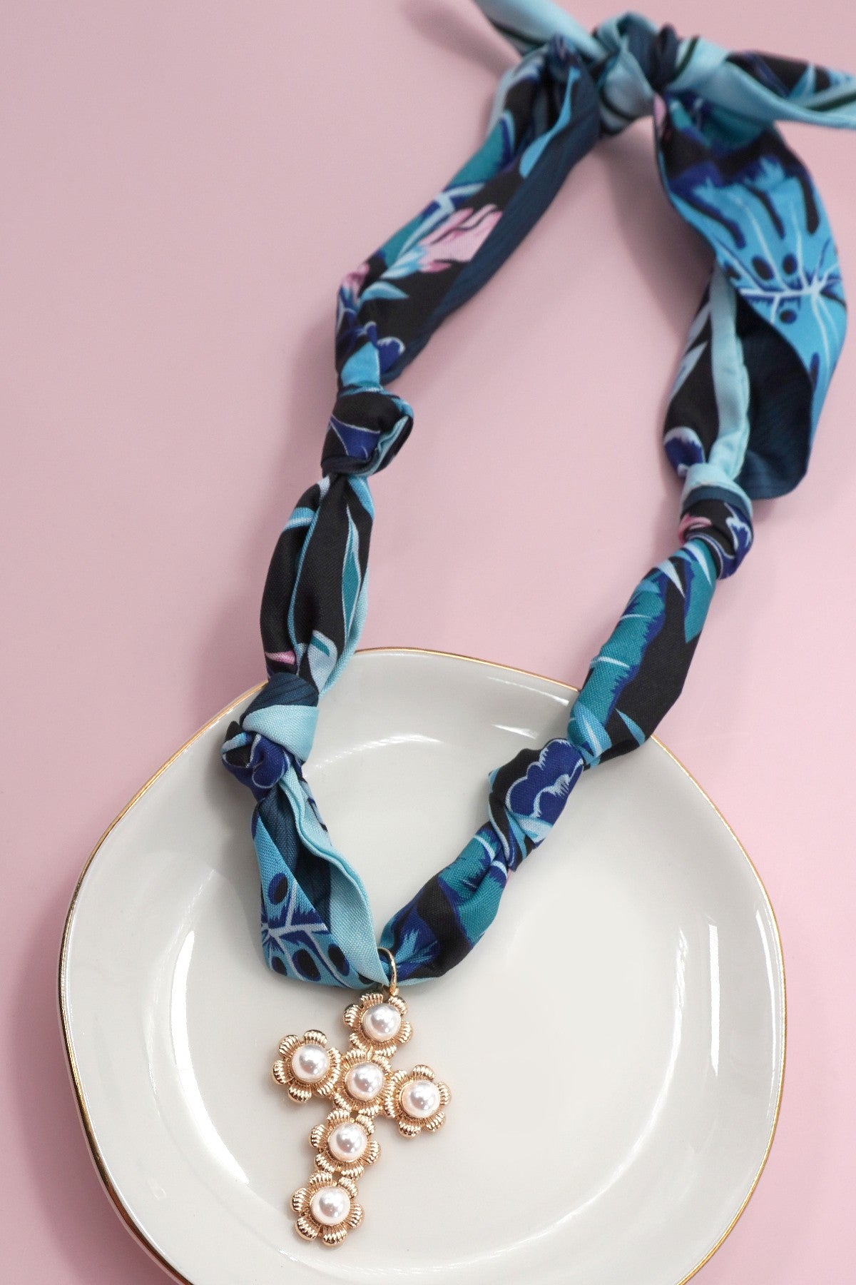 Pearl Cross Blue Cross