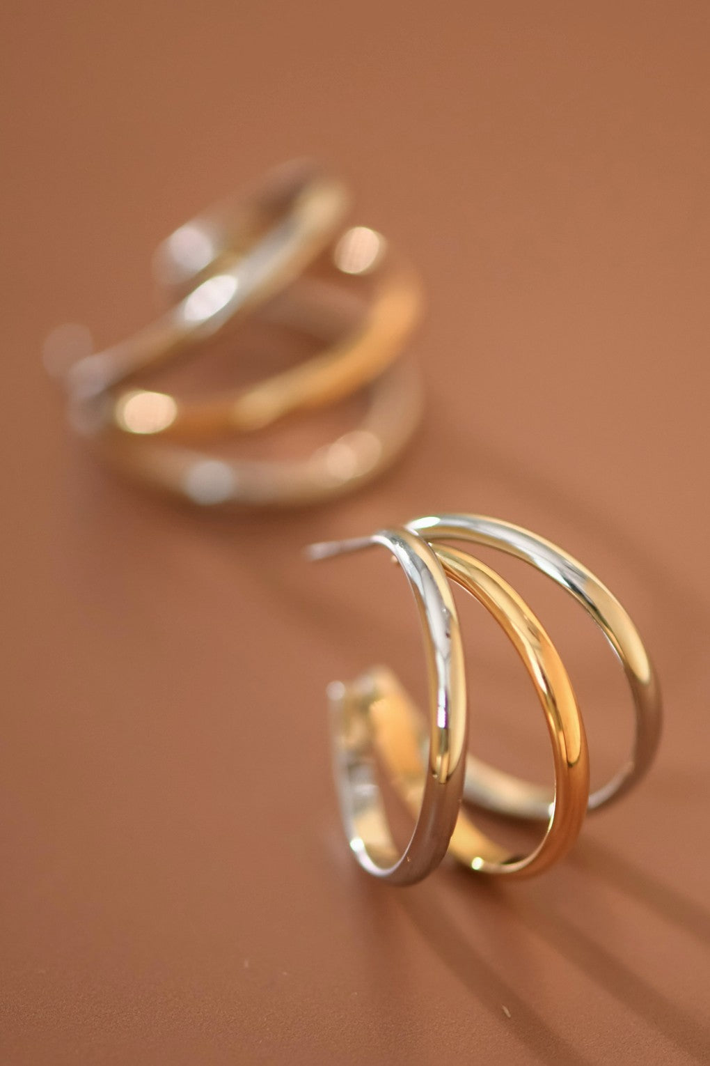 2 tone hoop