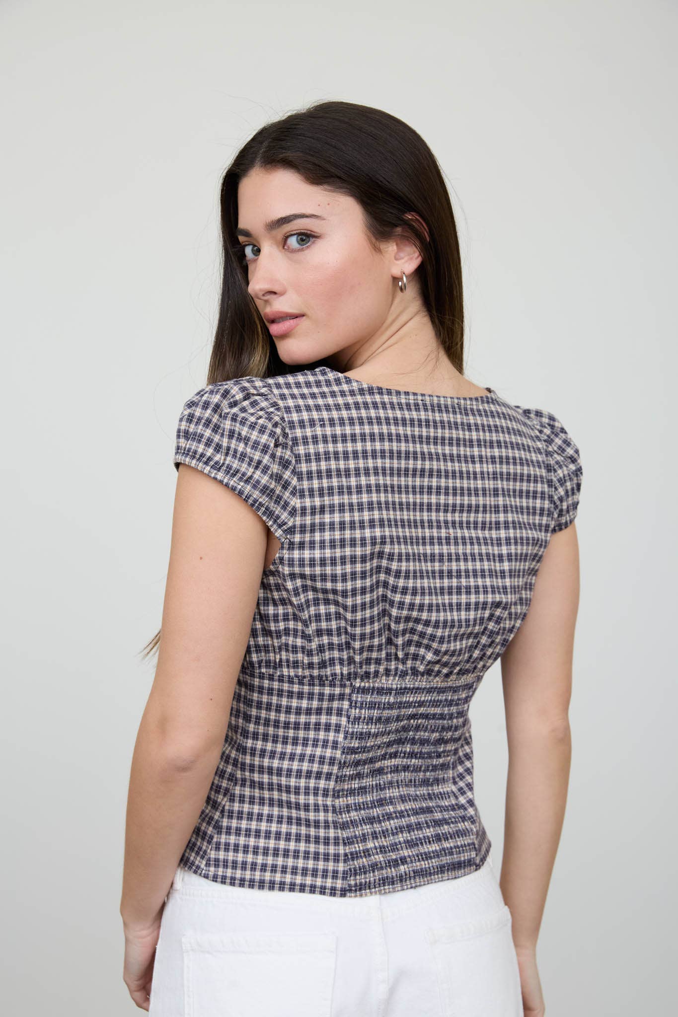 PLAID BUTTON DOWN TOP