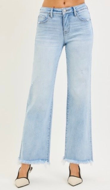 Light wash, tummy control, jeans
