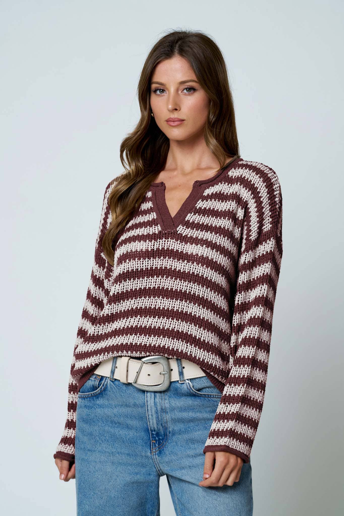 STRIPE SPLIT NECK SWEATER
