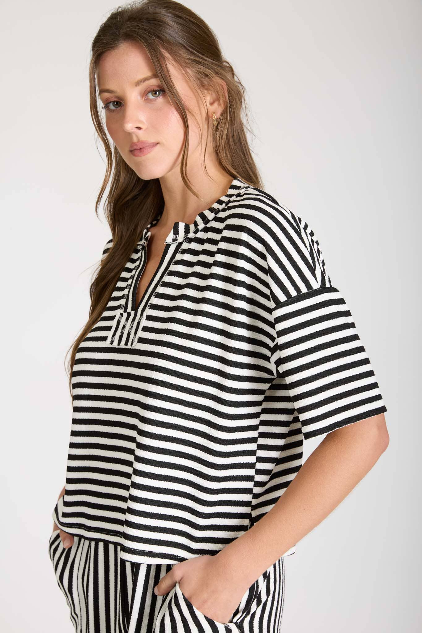 STRIPE SHORT SLEEVE DROP SHOULDER BOXY KNIT TOP