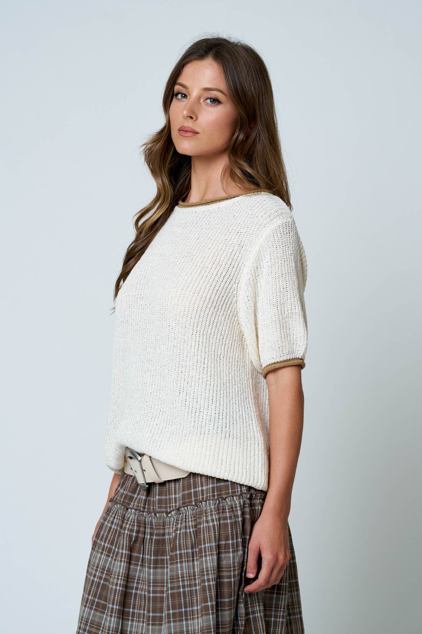 CONTEST TRIM PUFF SLEEVE RIBBED KNIT SWEATER