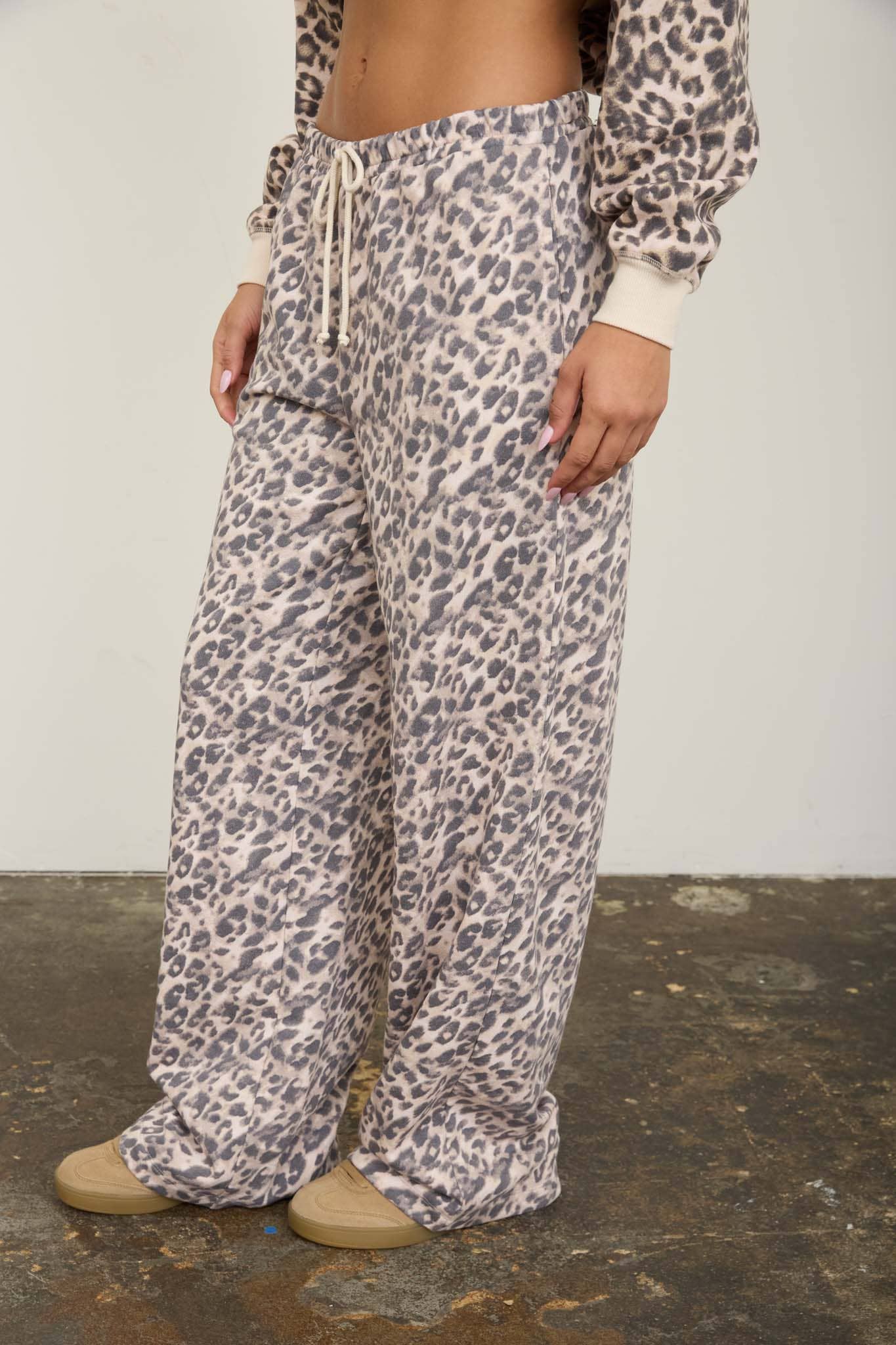 LEOPARD DRAWSTRING WIDE LEG LOUNGE PANTS