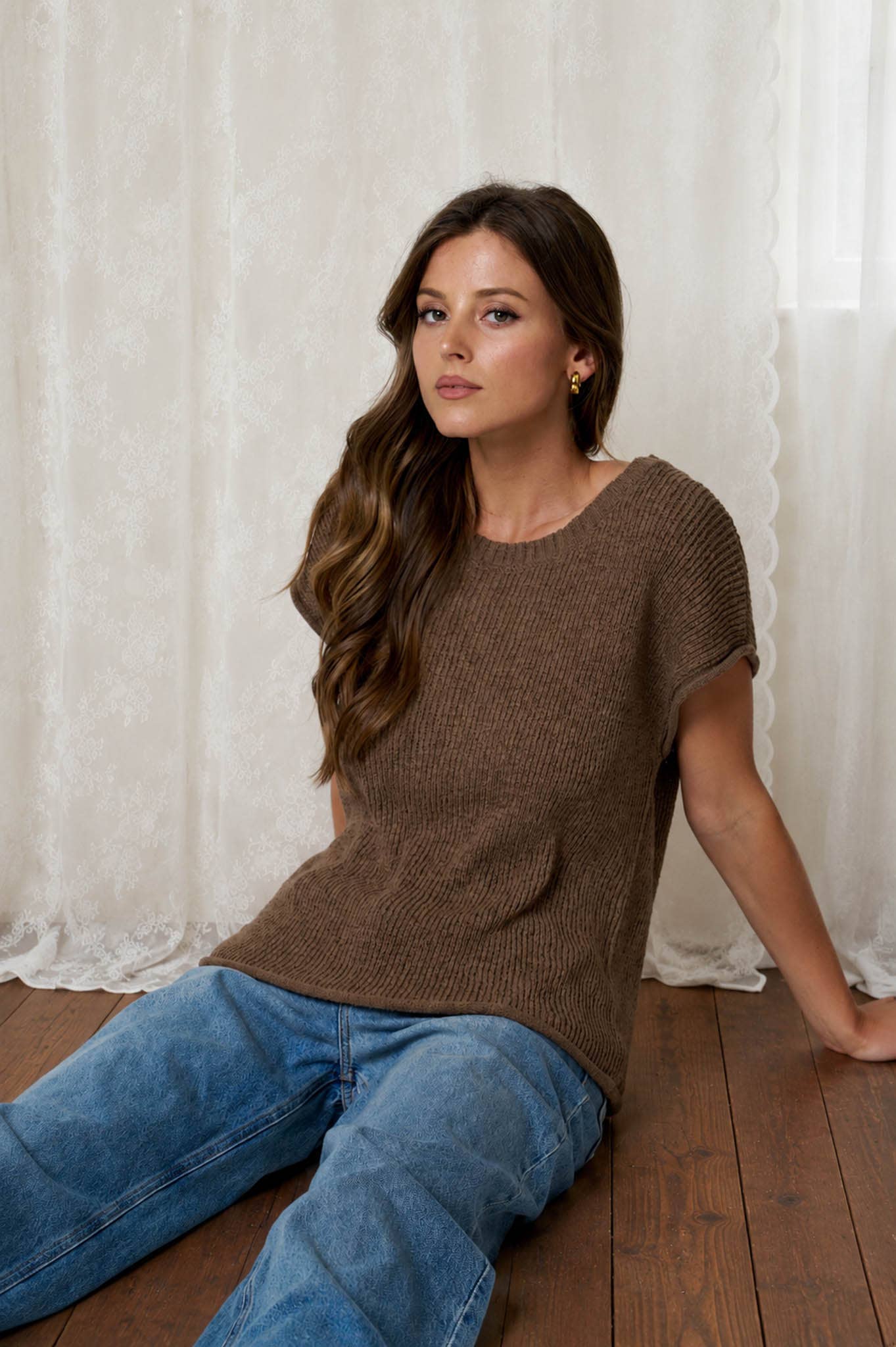 CREW NECK RAW SLEEVE RELAXED SWEATER KNIT TOP