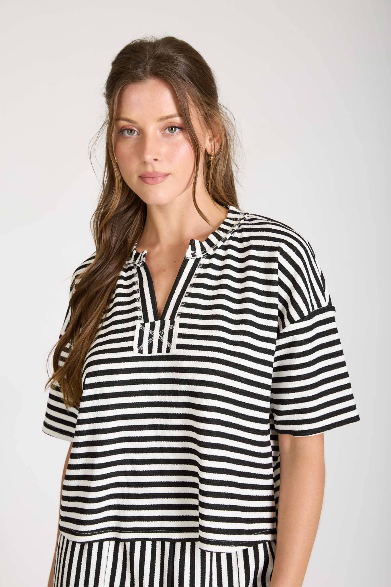 STRIPE SHORT SLEEVE DROP SHOULDER BOXY KNIT TOP