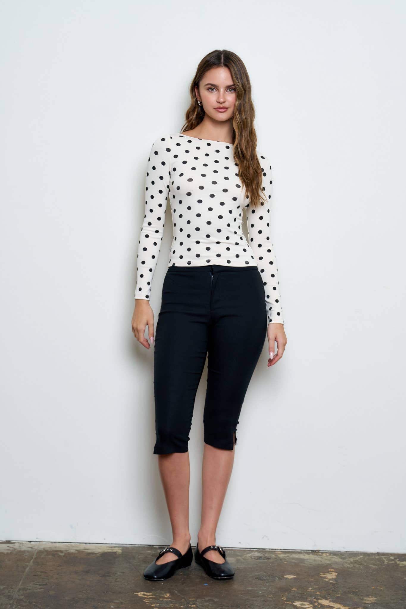 POLKA DOT BOAT NECK LONG SLEEVE KNIT TOP