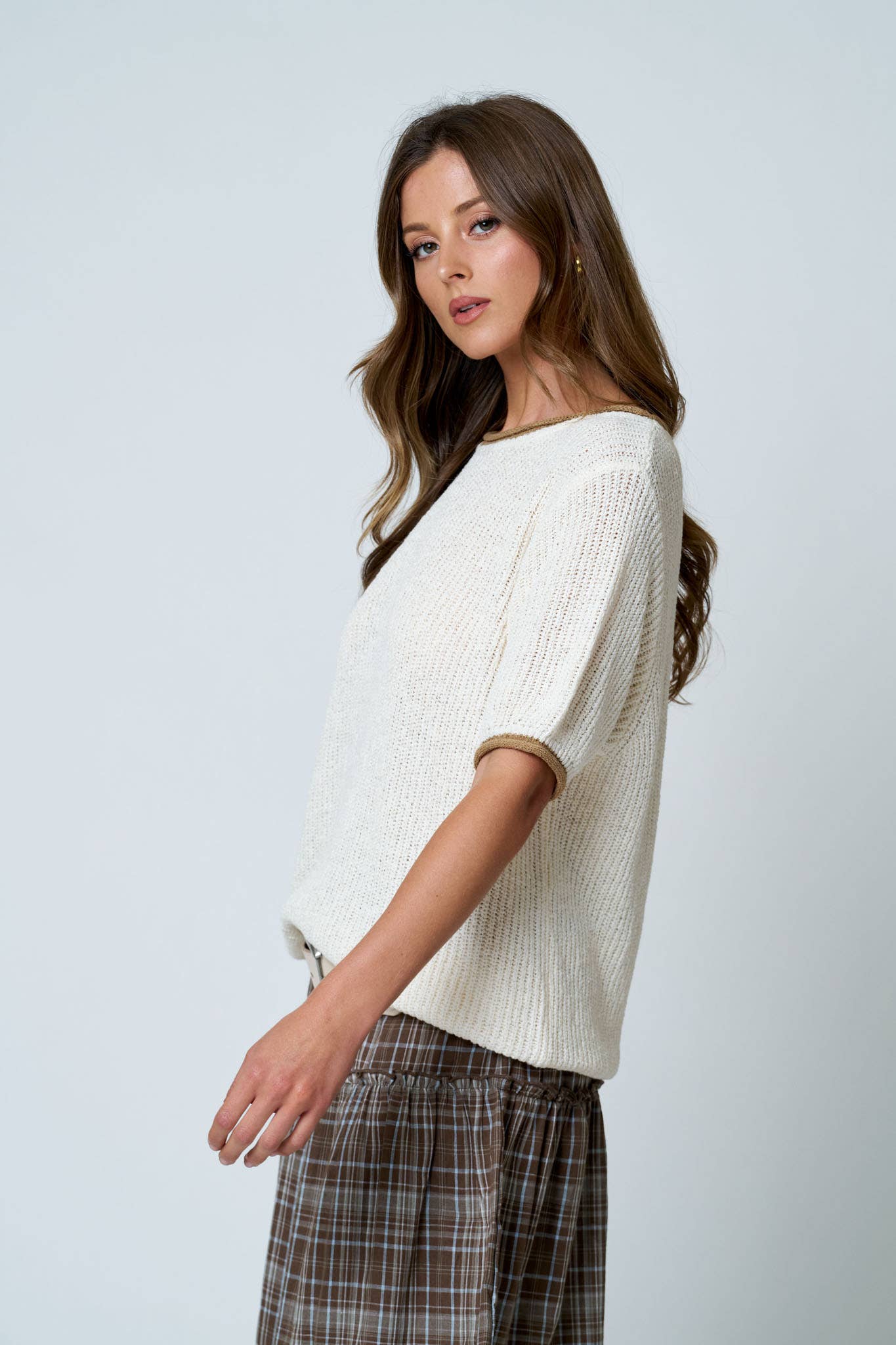 CONTEST TRIM PUFF SLEEVE RIBBED KNIT SWEATER