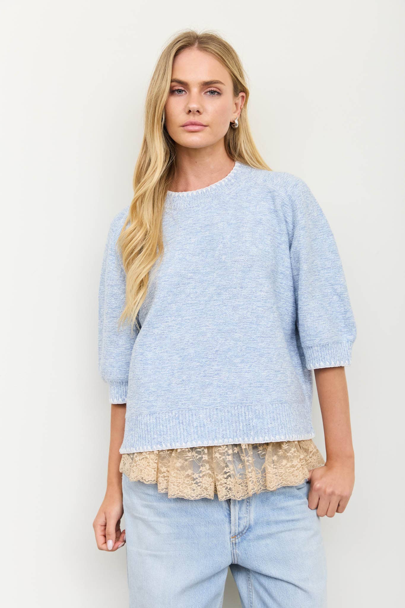HEATHERED CONTRAST TRIM SHORT SLEEVE KNIT SWEATER