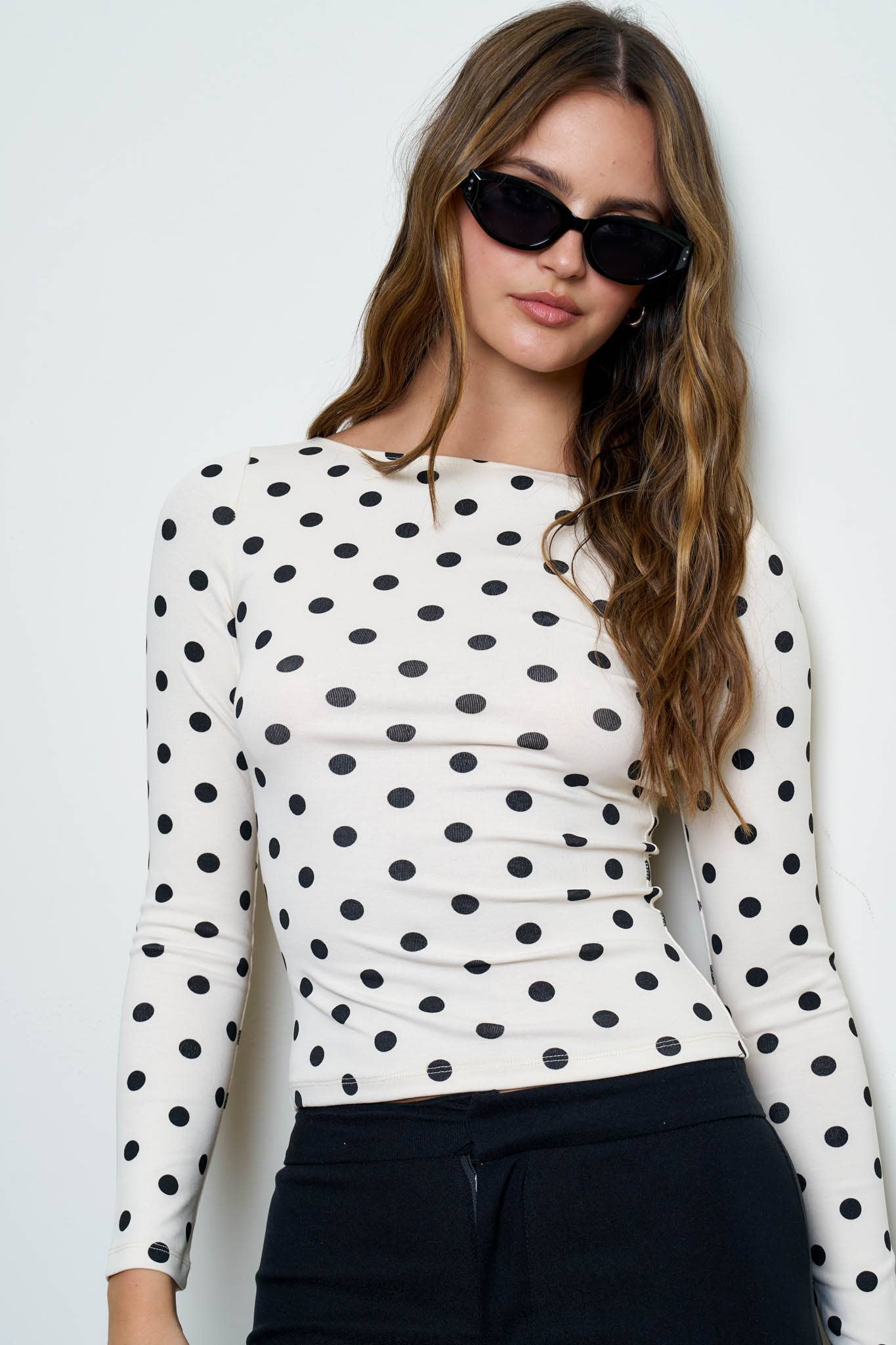 POLKA DOT BOAT NECK LONG SLEEVE KNIT TOP