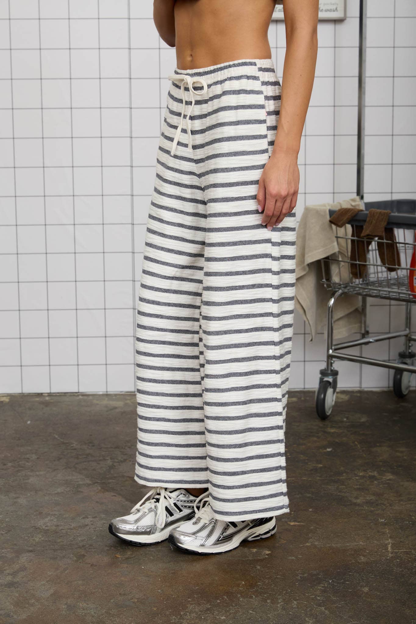 STRIPE DRAWSTRING WIDE LEG KNIT LOUNGE PANTS (PRE-ORDER)
