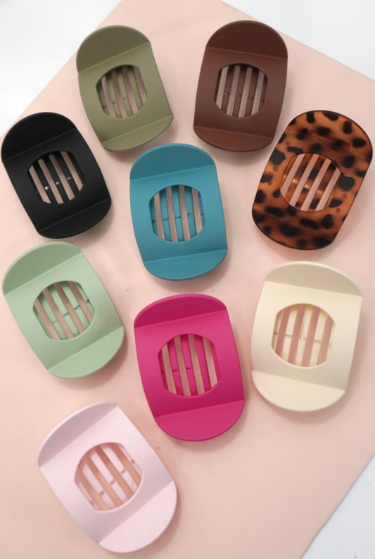 Flat Lay Lg Hair Claw Clips