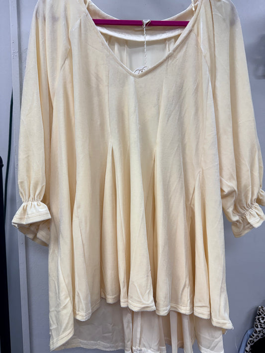 Cream Curvy Top