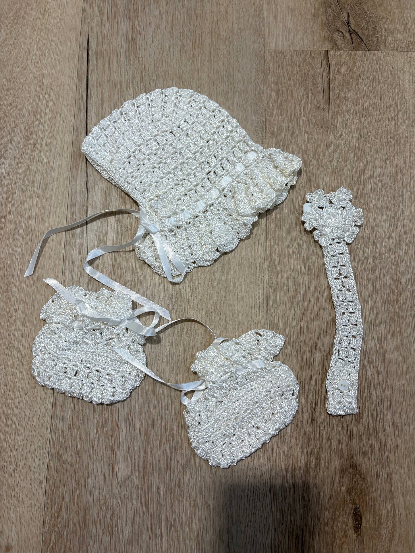 Pearls & Petals 3-Piece Accessory Set