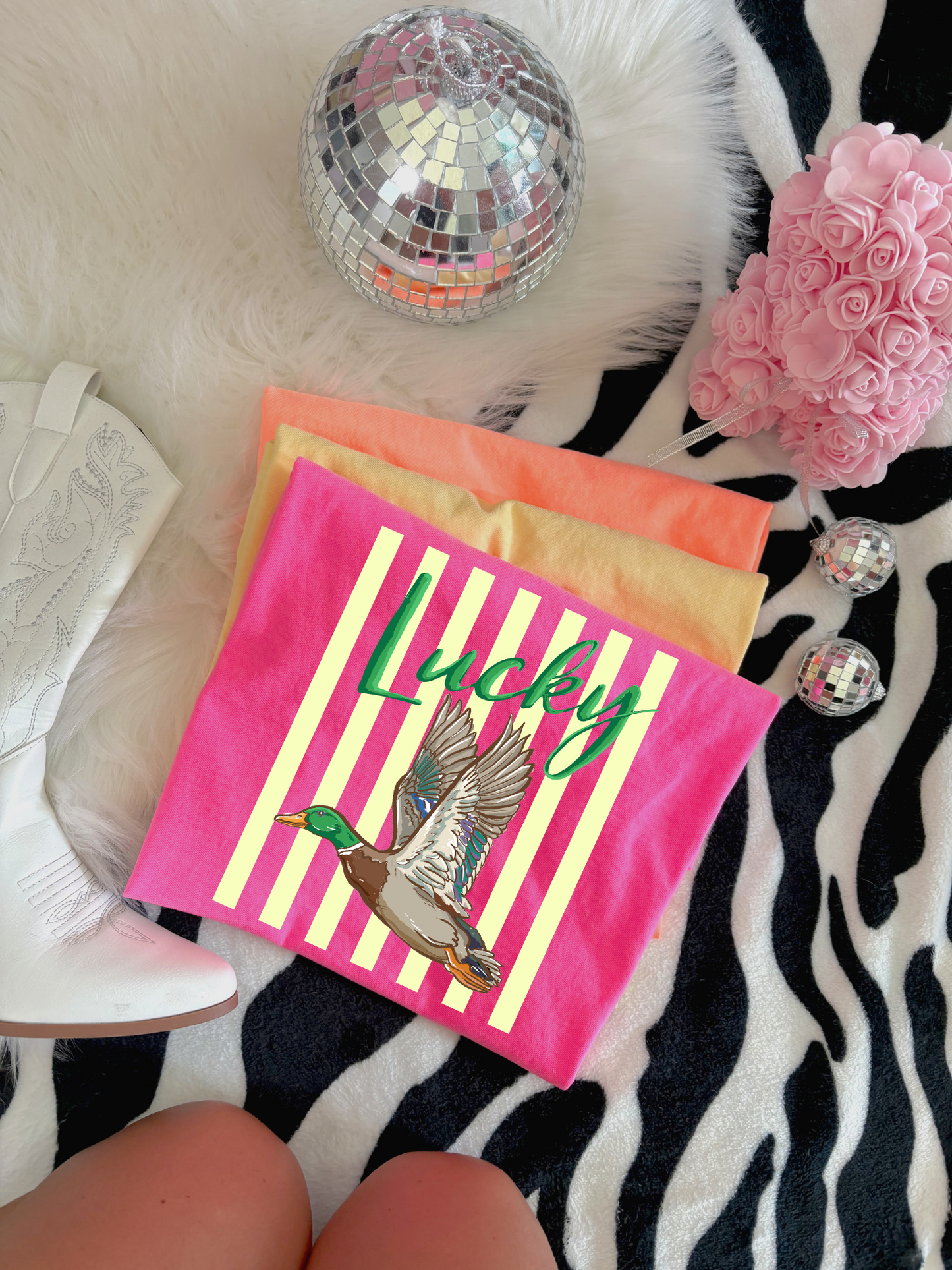 Lucky Duck Tee (Neon Pink)