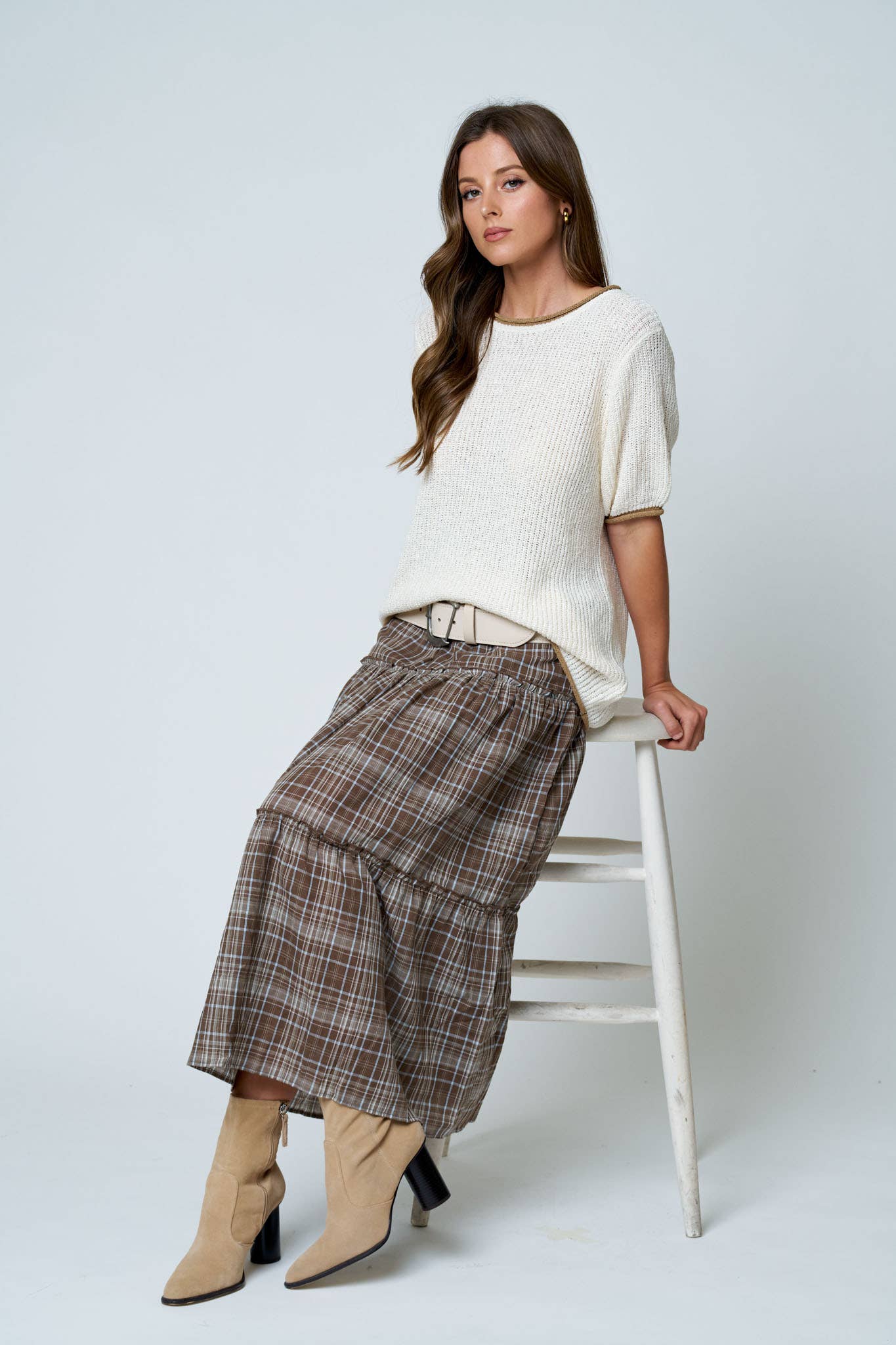 CONTEST TRIM PUFF SLEEVE RIBBED KNIT SWEATER