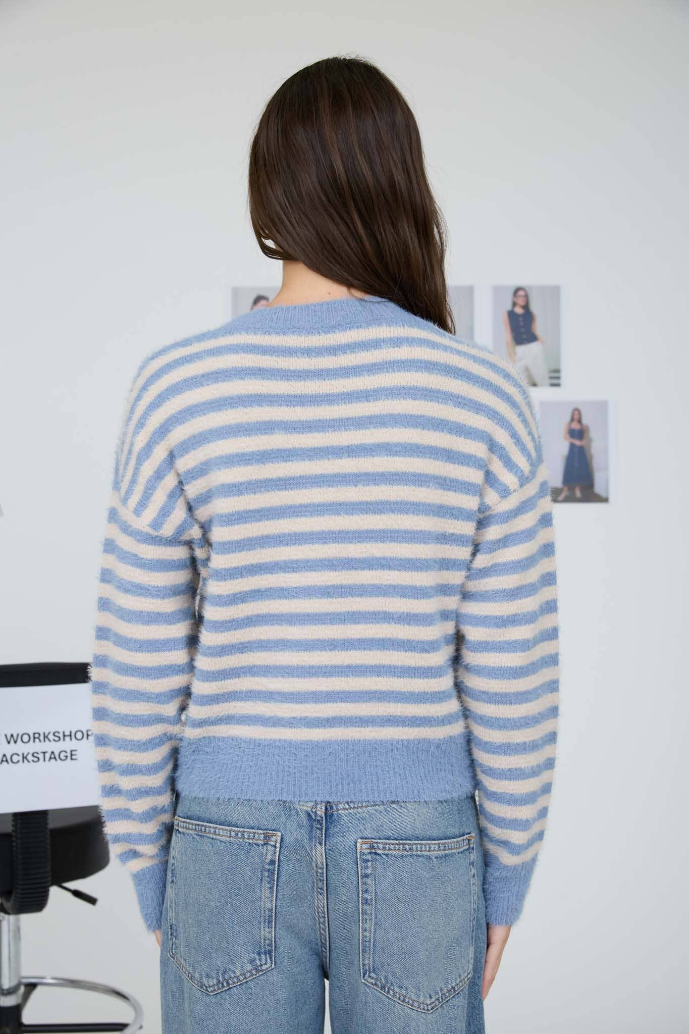 STRIPE ROUND NECK BUTTON DOWN FUZZY KNIT CARDIGAN