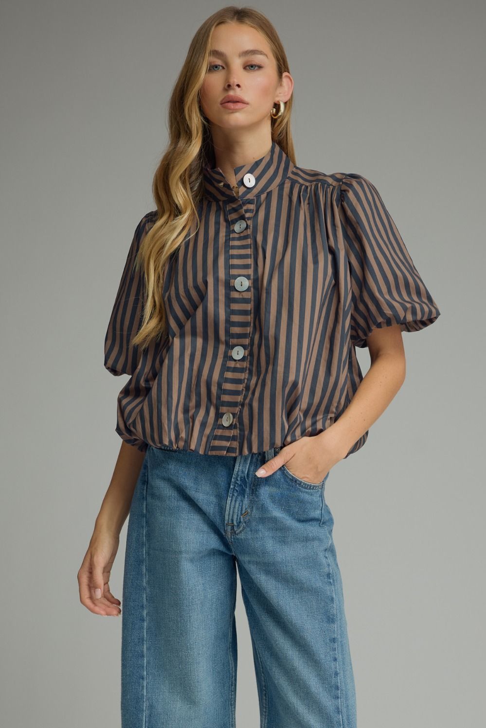 Stripe puff sleeve top