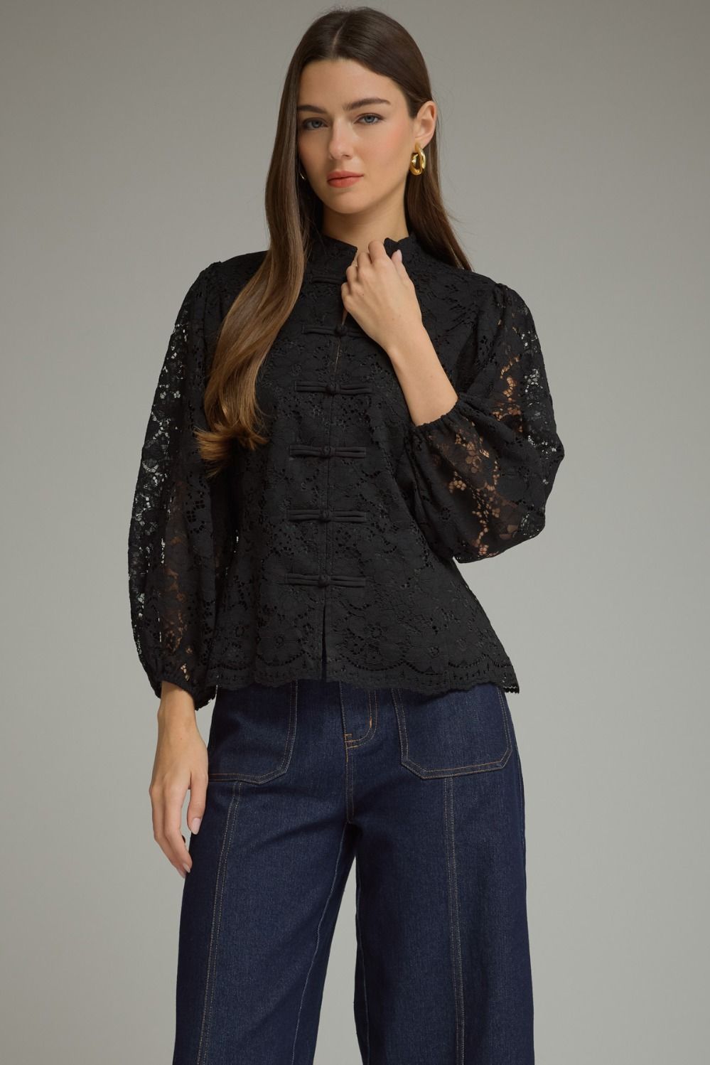 Lace balloon sleeve top